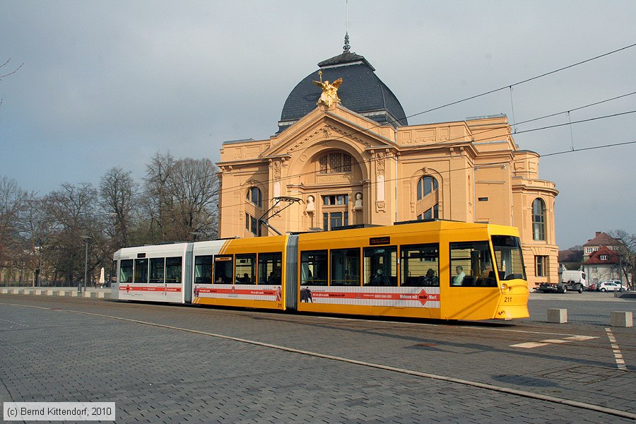 Straßenbahn Gera - 211
/ Bild: gera211_bk1004130022.jpg