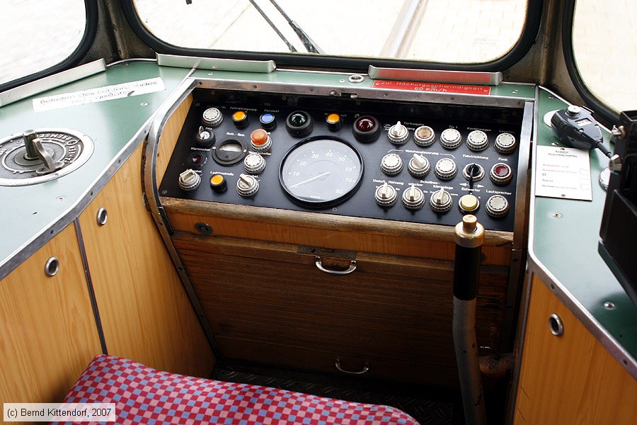 Straßenbahn Halberstadt - 168 - Innenansicht 
/ Bild: halberstadt168_bk0708040119.jpg Straßenbahn Halberstadt - 168 - Innenansicht 
/ Bild: halberstadt168_bk0708040119.jpg