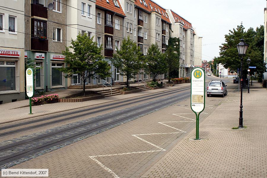 Straßenbahn Halberstadt - Anlagen
/ Bild: halberstadtanlagen_bk0708040105.jpg Straßenbahn Halberstadt - Anlagen
/ Bild: halberstadtanlagen_bk0708040105.jpg