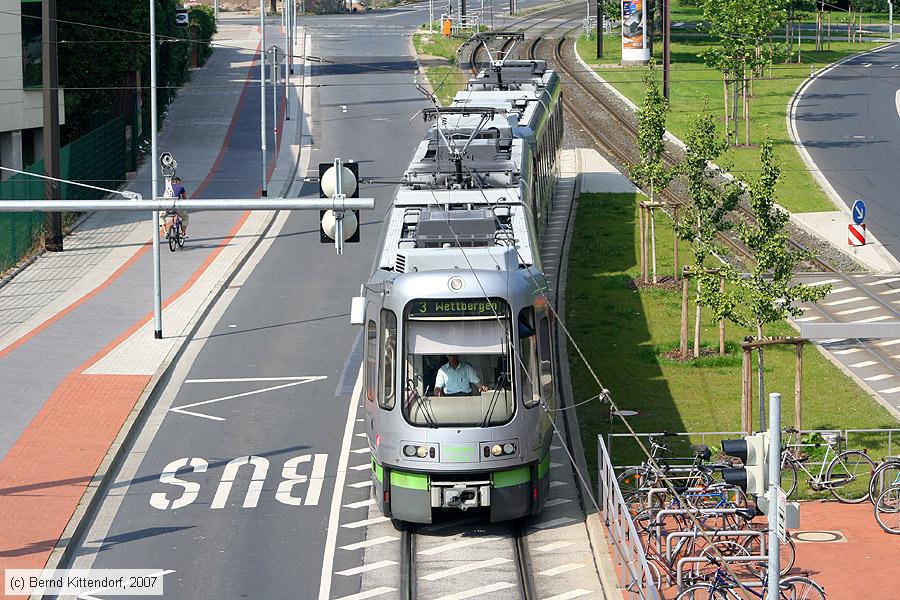Hannover - Stadtbahn - 2008
/ Bild: hannover2008_bk0708260123.jpg Hannover - Stadtbahn - 2008
/ Bild: hannover2008_bk0708260123.jpg
