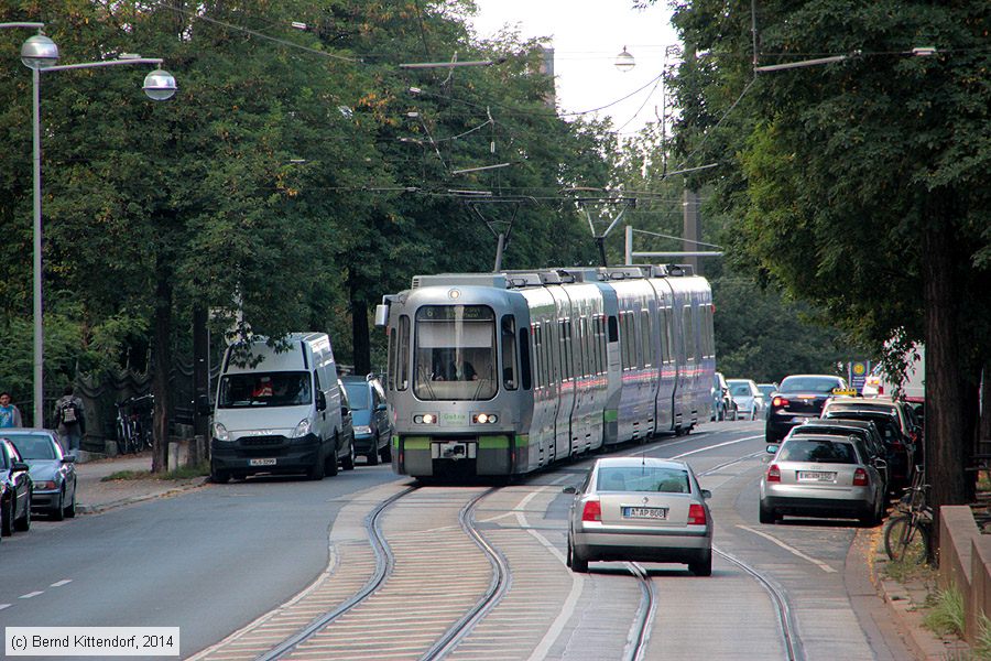 Hannover - Stadtbahn - 2008
/ Bild: hannover2008_bk1409010124.jpg Hannover - Stadtbahn - 2008
/ Bild: hannover2008_bk1409010124.jpg