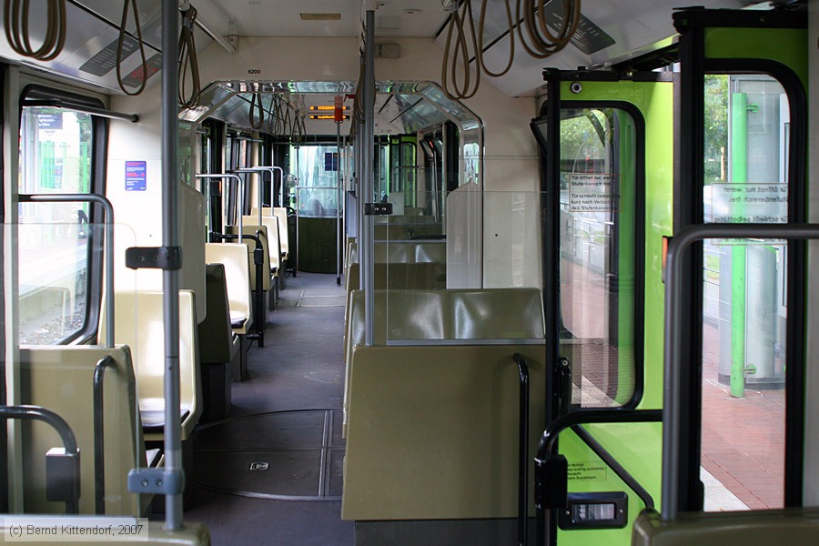 Hannover - Stadtbahn - 6200 - Innenansicht
/ Bild: hannover6200_bk0708260220.jpg Hannover - Stadtbahn - 6200 - Innenansicht
/ Bild: hannover6200_bk0708260220.jpg
