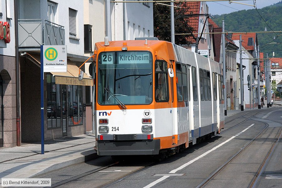 Straßenbahn Heidelberg - 254
/ Bild: hsb254_bk0904250118.jpg