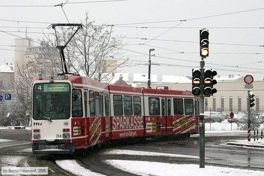 Straßenbahn Heidelberg - 254
/ Bild: hsb254_e0025246.jpg
