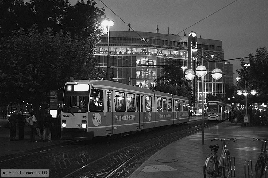 Straßenbahn Heidelberg - 255
/ Bild: hsb255_e0000069.jpg