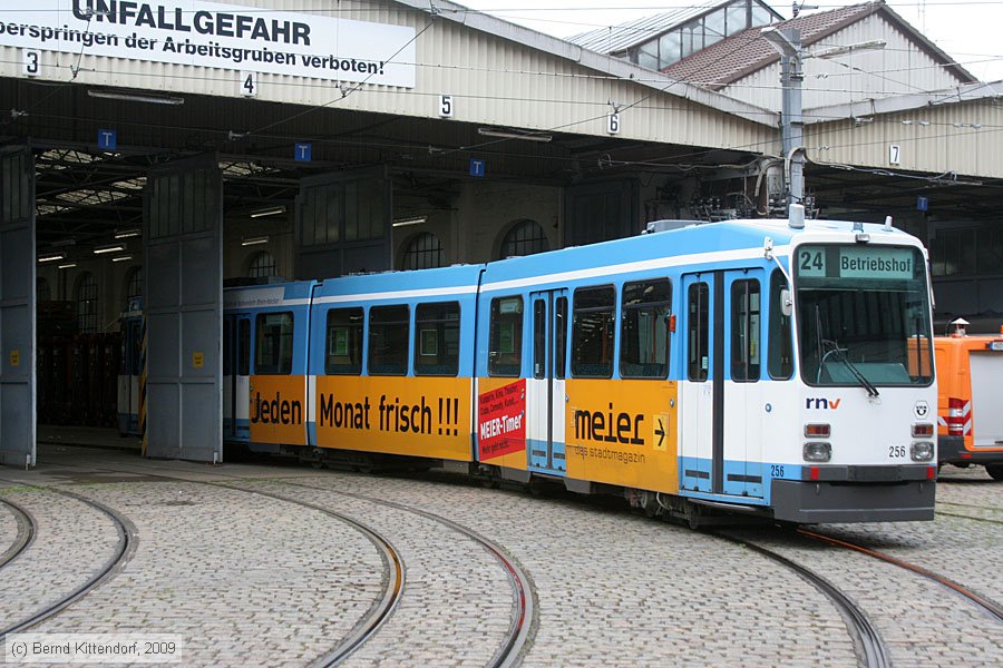 Straßenbahn Heidelberg - 256
/ Bild: hsb256_bk0906070086.jpg