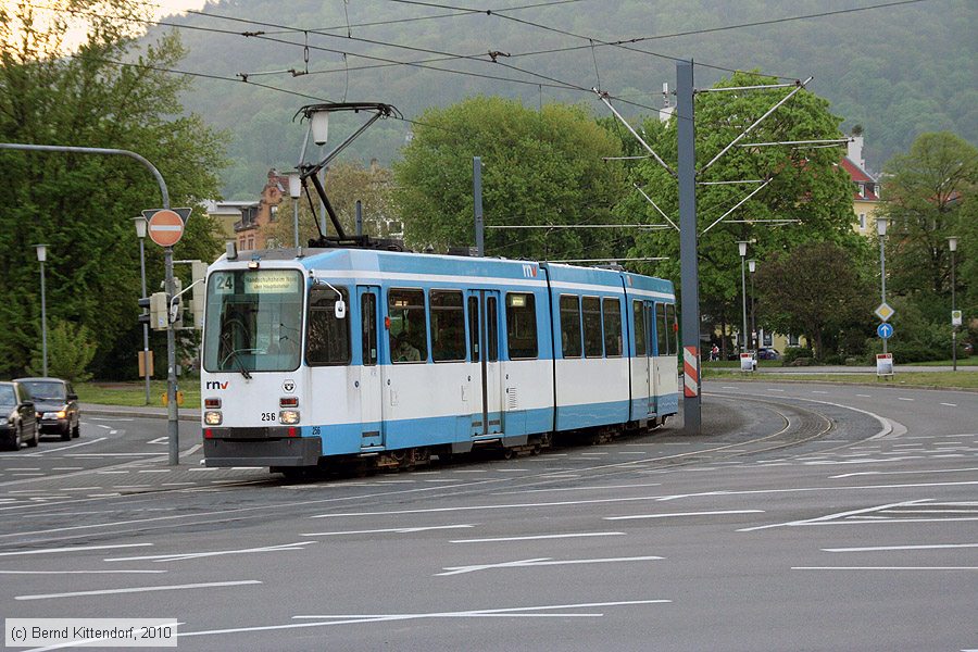 Straßenbahn Heidelberg - 256
/ Bild: hsb256_bk1004270021.jpg