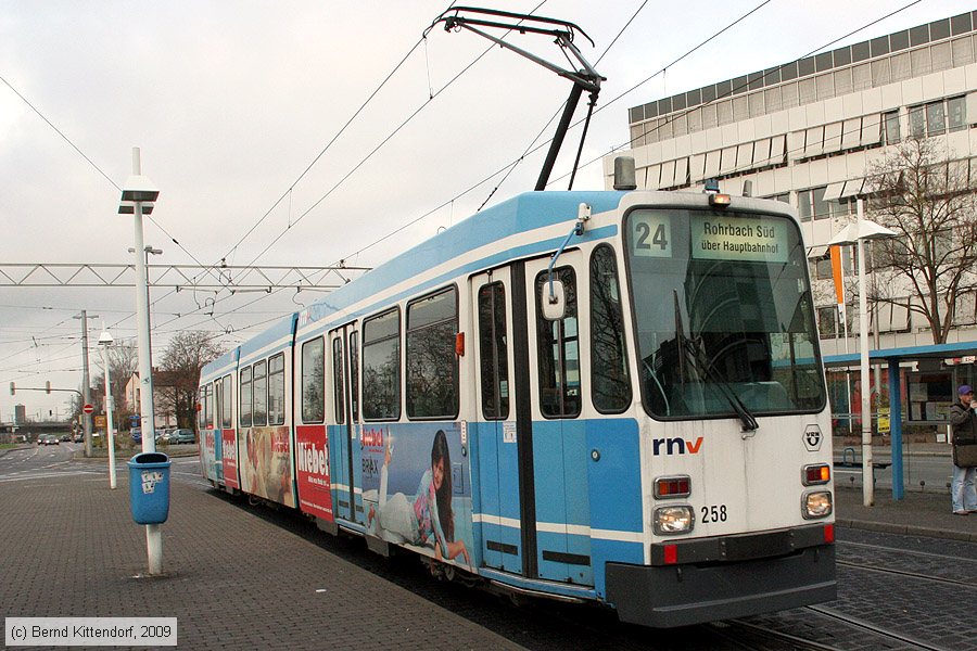 Straßenbahn Heidelberg - 258
/ Bild: hsb258_bk0912070041.jpg