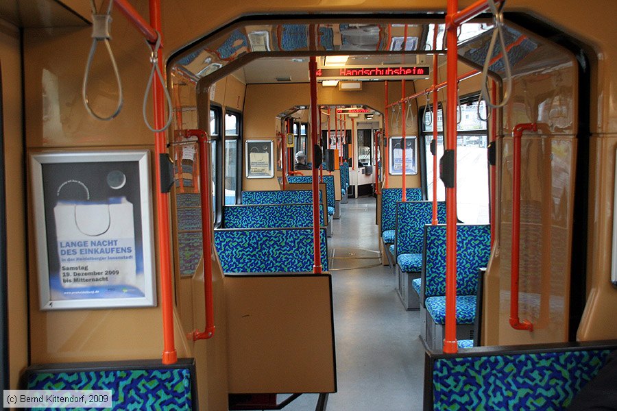 Straßenbahn Heidelberg - 258 - Innenansicht
/ Bild: hsb258_bk0912070095.jpg Straßenbahn Heidelberg - 258 - Innenansicht
/ Bild: hsb258_bk0912070095.jpg