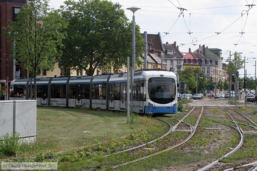 Straßenbahn Heidelberg - 275
/ Bild: hsb275_cw1107060223.jpg