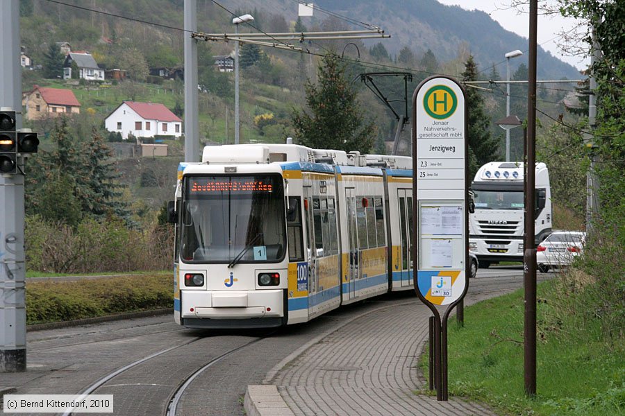 Straßenbahn Jena - 601
/ Bild: jena601_bk1004150070.jpg