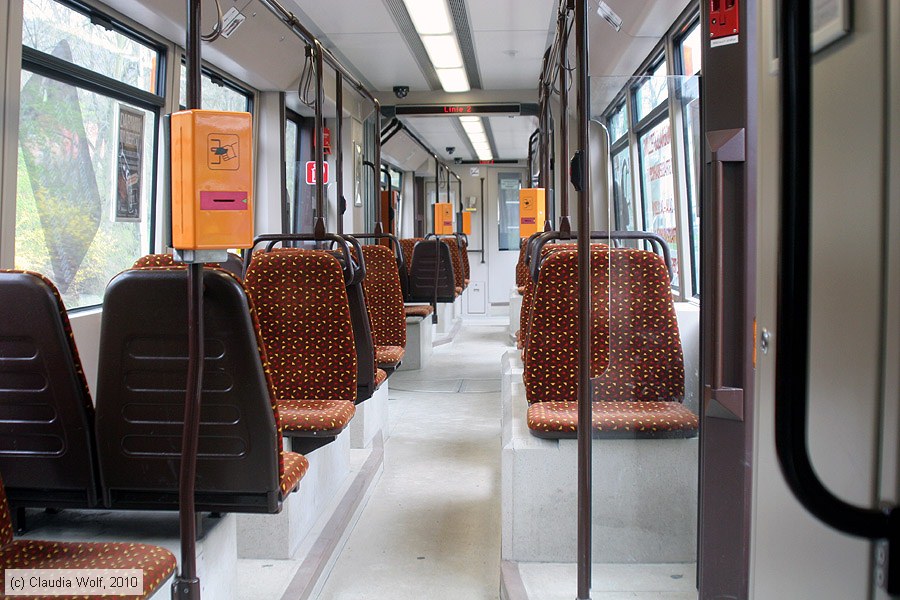 Stra&szlig;enbahn Jena - 632 - Innenansicht
/ Bild: jena632_cw1004150039.jpg