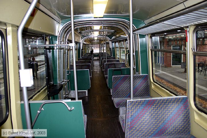 Straßenbahn Karlsruhe - 125 - Innenansicht
/ Bild: karlsruhe125_e0000685.jpg Straßenbahn Karlsruhe - 125 - Innenansicht
/ Bild: karlsruhe125_e0000685.jpg