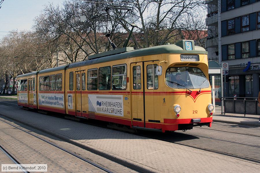 Stra&szlig;enbahn Karlsruhe - 212
/ Bild: karlsruhe212_bk1004090139.jpg