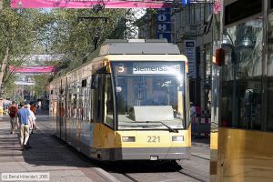 Bild: karlsruhe221_e0017965.jpg - anklicken zum Vergr&ouml;&szlig;ern