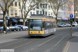 Bild: karlsruhe225_bk1004090078.jpg - anklicken zum Vergr&ouml;&szlig;ern