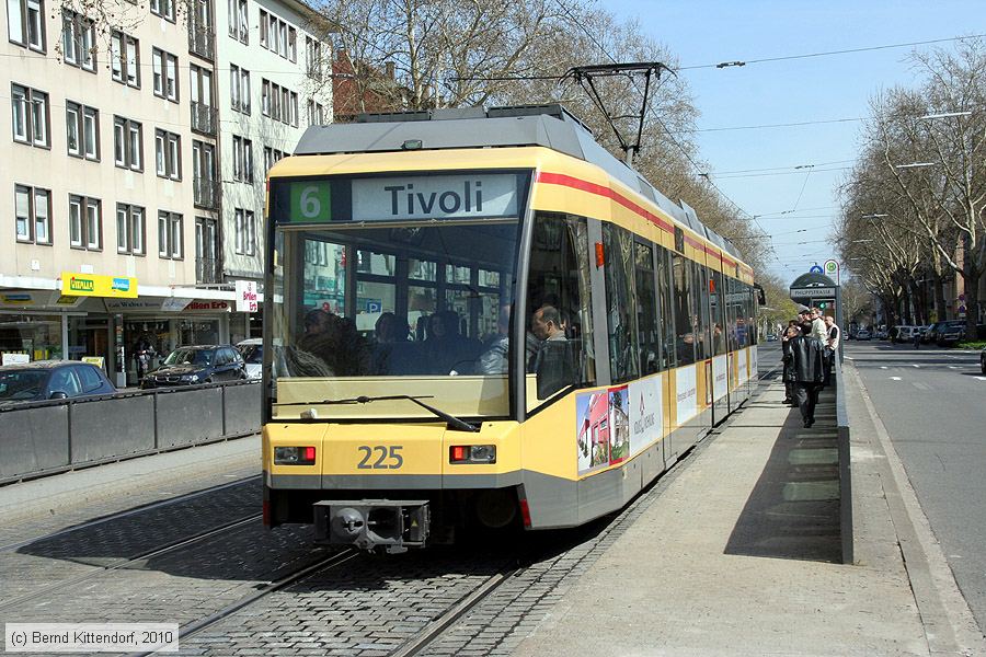 Stra&szlig;enbahn Karlsruhe - 225
/ Bild: karlsruhe225_bk1004090116.jpg