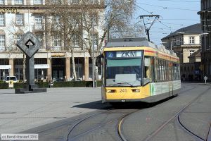 Bild: karlsruhe241_bk1004090148.jpg - anklicken zum Vergr&ouml;&szlig;ern