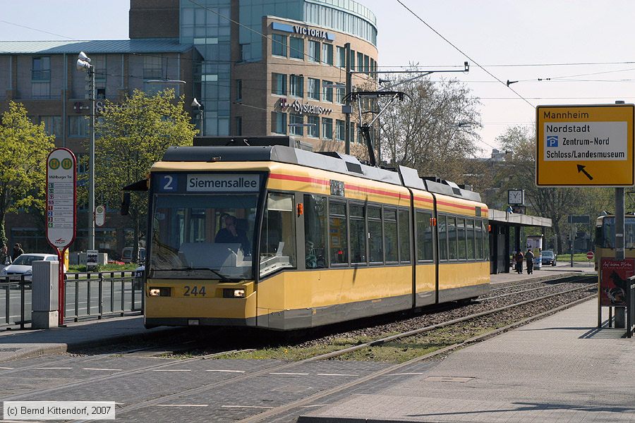 Stra&szlig;enbahn Karlsruhe - 244
/ Bild: karlsruhe244_bk0704090114.jpg