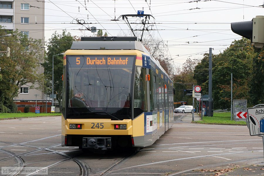 Stra&szlig;enbahn Karlsruhe - 245
/ Bild: karlsruhe245_bk2210310040.jpg