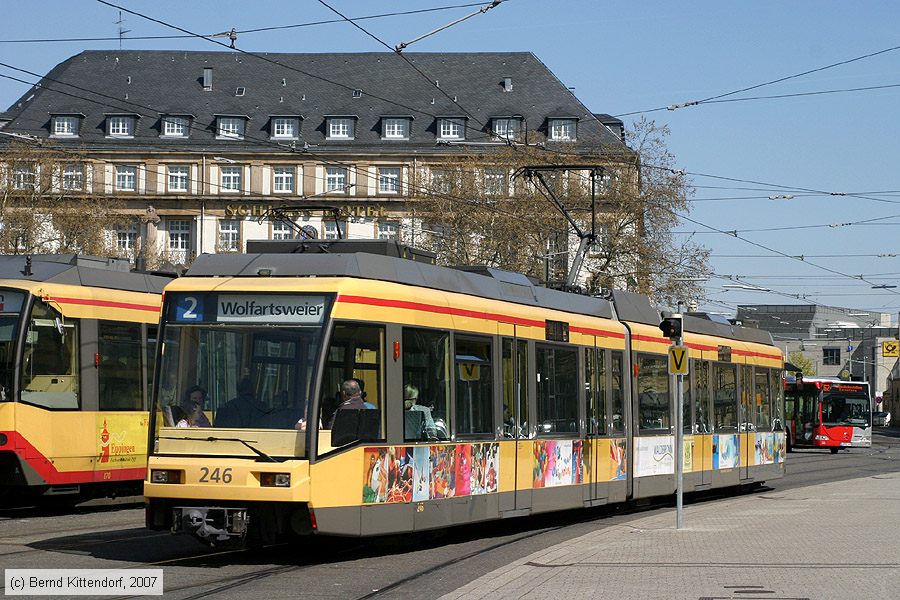 Stra&szlig;enbahn Karlsruhe - 246
/ Bild: karlsruhe246_bk0704090217.jpg