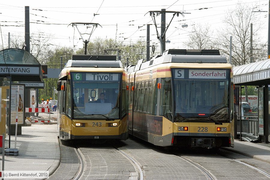 Straßenbahn Karlsruhe - 243
/ Bild: karlsruhe243_bk1004090097.jpg Straßenbahn Karlsruhe - 243
/ Bild: karlsruhe243_bk1004090097.jpg