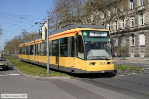 Bild: karlsruhe253_bk0704090131.jpg - anklicken zum Vergr&ouml;&szlig;ern