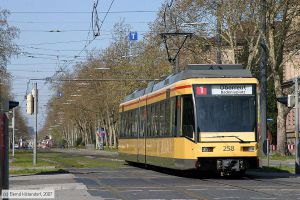 Bild: karlsruhe258_bk0704090100.jpg - anklicken zum Vergr&ouml;&szlig;ern