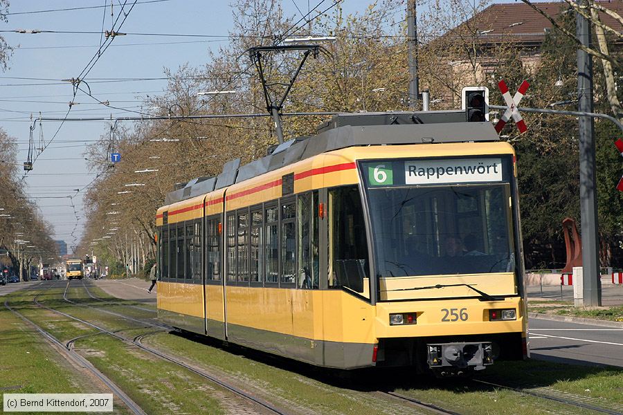 Stra&szlig;enbahn Karlsruhe - 256
/ Bild: karlsruhe256_bk0704090132.jpg
