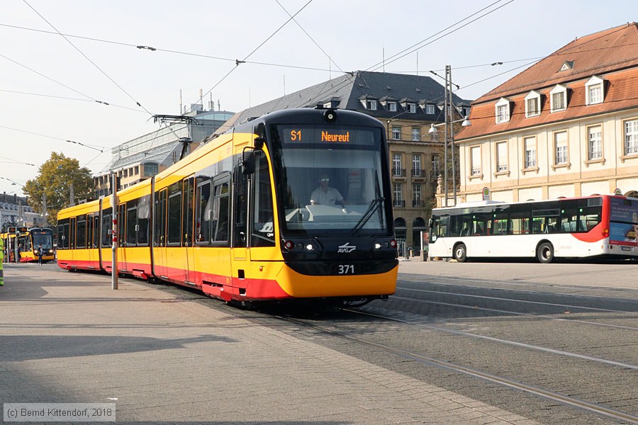 Stra&szlig;enbahn Karlsruhe - 371
/ Bild: karlsruhe371_bk1810170042.jpg