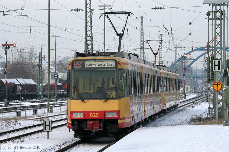 Stadtbahn Karlsruhe - 825
/ Bild: karlsruhe825_bk1012160032.jpg