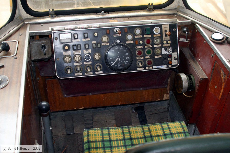 Stra&szlig;enbahn Karlsruhe - 494 - Innenansicht
/ Bild: karlsruhe494_bk0805250181.jpg