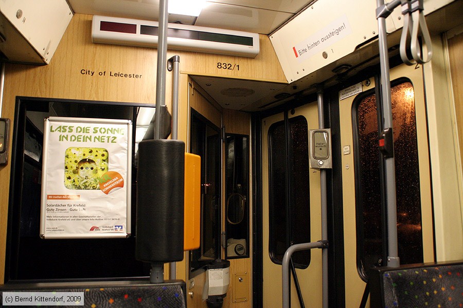 Straßenbahn Krefeld - 832 - Innenansicht
/ Bild: krefeld832_bk0911250190.jpg
