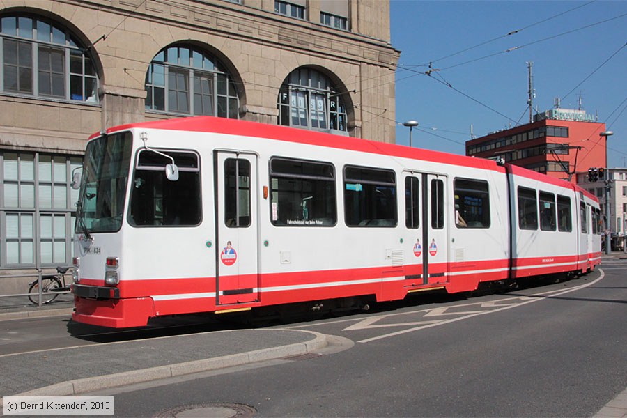 Stra&szlig;enbahn Krefeld - 834
/ Bild: krefeld834_bk1309040082.jpg