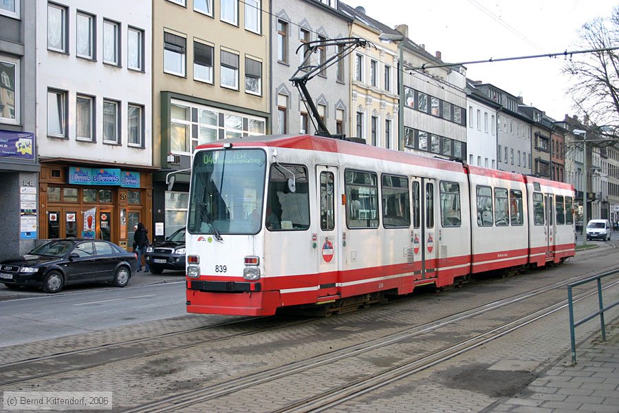 Straßenbahn Krefeld - 839
/ Bild: krefeld839_bk0603120133.jpg