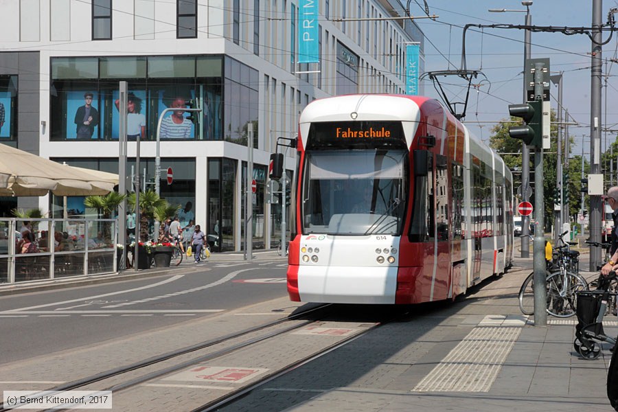 Straßenbahn Krefeld - 614
/ Bild: krefeld614_bk1706200185.jpg