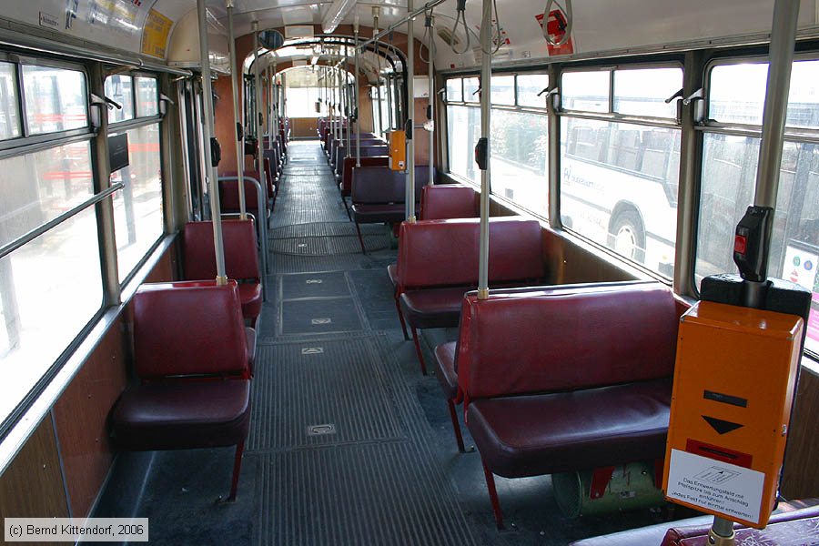 Straßenbahn Krefeld - 812 - Innenansicht
/ Bild: krefeld812_bk0603140105.jpg