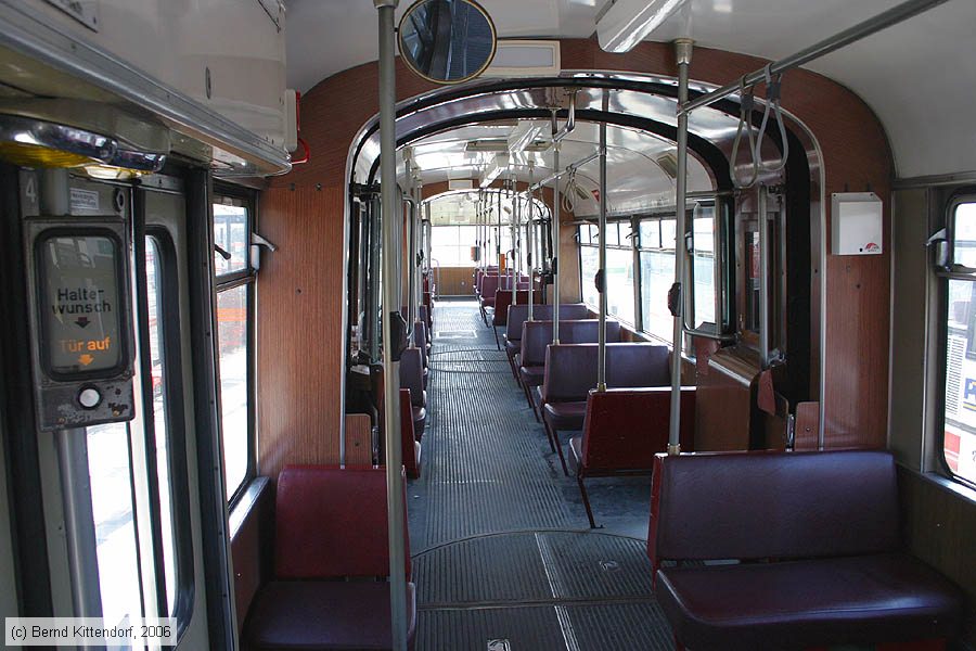 Straßenbahn Krefeld - 812 - Innenansicht
/ Bild: krefeld812_bk0603140107.jpg