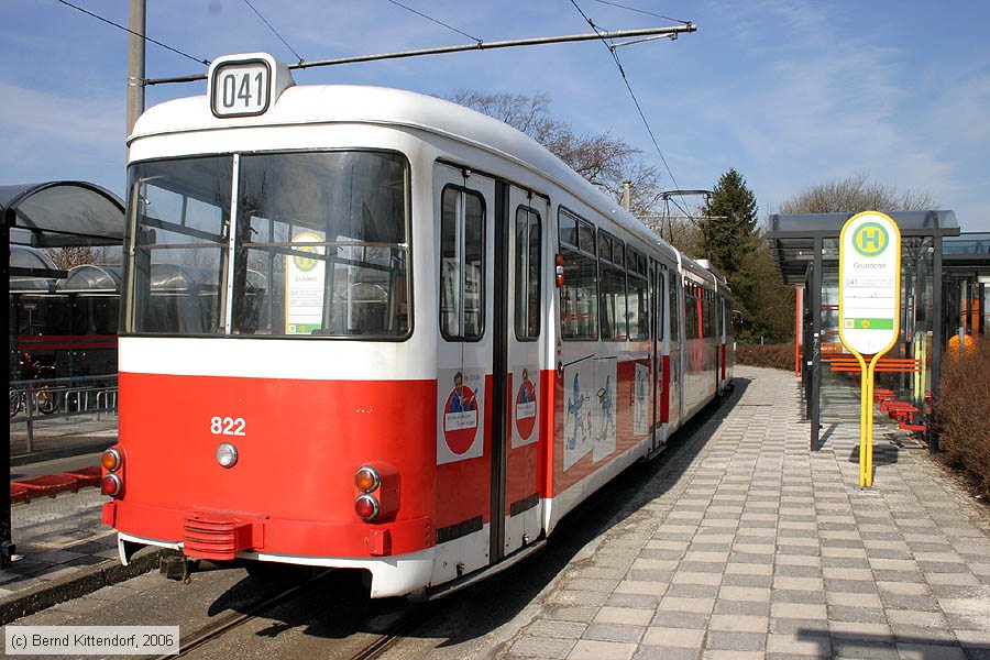 Straßenbahn Krefeld - 822
/ Bild: krefeld822_bk0603140087.jpg