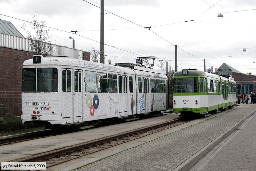 Straßenbahn Ludwigshafen - 152
/ Bild: vbl152_bk0803160032.jpg
