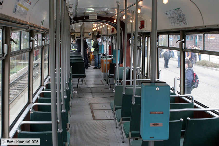Straßenbahn Ludwigshafen - 152 - Innenansicht
/ Bild: vbl152_bk0803160154.jpg