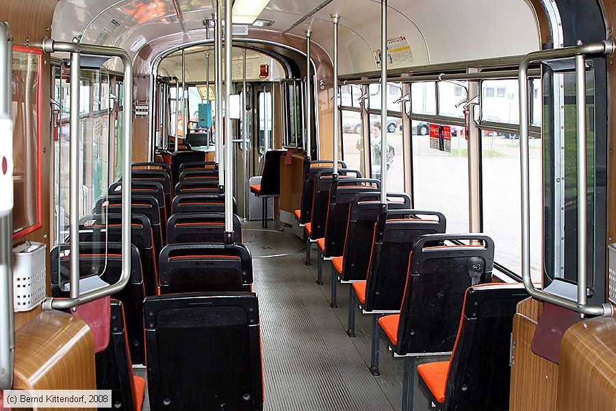 Stra&szlig;enbahn Ludwigshafen - 153 - Innenansicht 
/ Bild: vbl153_bk0803160281.jpg