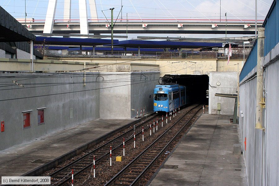 Stra&szlig;enbahn Ludwigshafen - 157
/ Bild: vbl157_bk0812120054.jpg