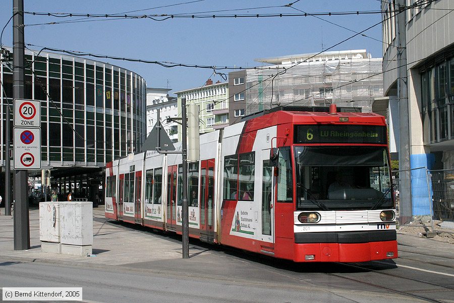 Straßenbahn Ludwigshafen - 201
/ Bild: vbl201_e0015826.jpg