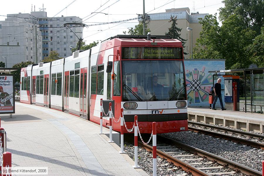 Straßenbahn Ludwigshafen - 202
/ Bild: vbl202_bk0809020067.jpg