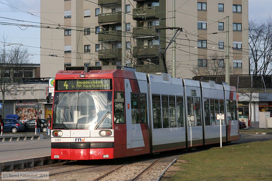 Straßenbahn Ludwigshafen - 2203
/ Bild: rnv2203_bk1101220001.jpg Straßenbahn Ludwigshafen - 2203
/ Bild: rnv2203_bk1101220001.jpg