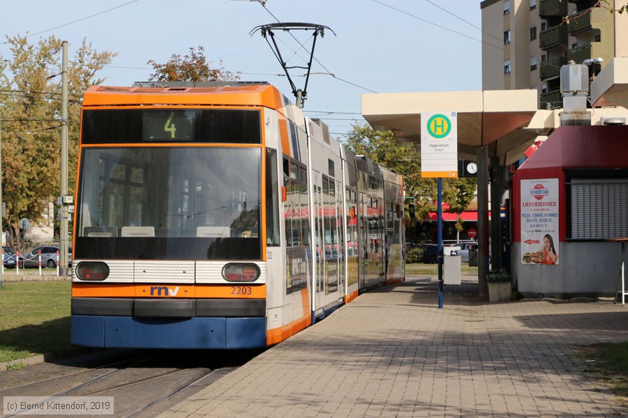 Straßenbahn Ludwigshafen - 2203
/ Bild: rnv2203_bk1909200001.jpg Straßenbahn Ludwigshafen - 2203
/ Bild: rnv2203_bk1909200001.jpg