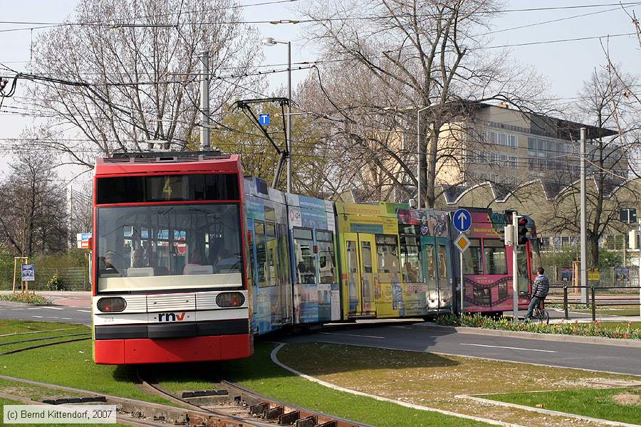 Straßenbahn Ludwigshafen - 204
/ Bild: vbl204_bk0704010069.jpg