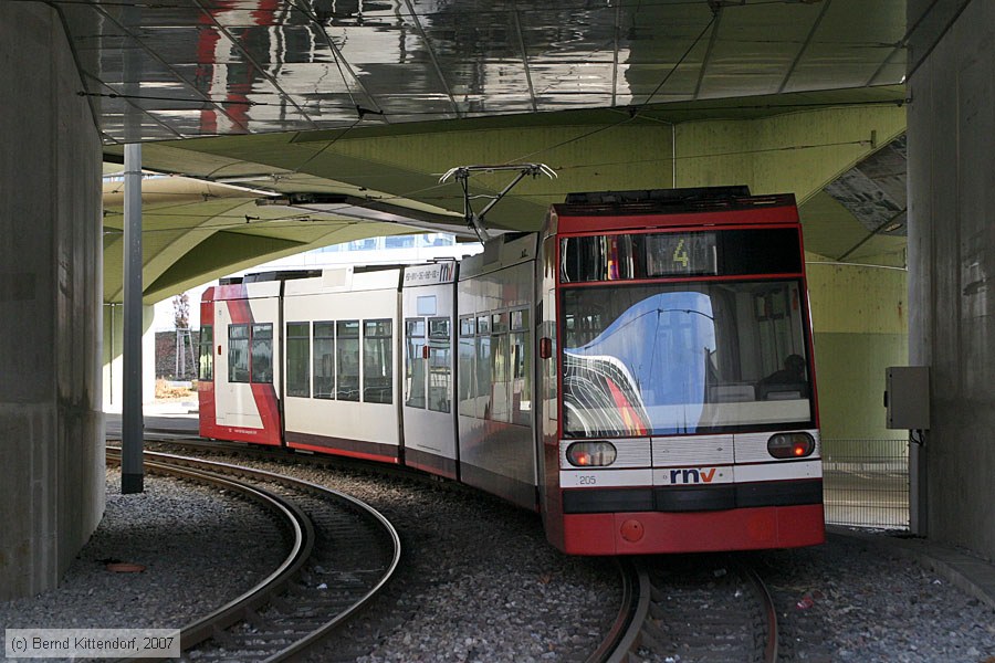 Straßenbahn Ludwigshafen - 205
/ Bild: vbl205_bk0702040006.jpg