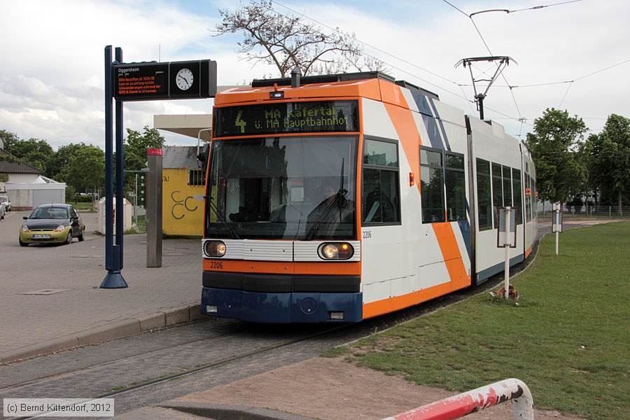 Straßenbahn Ludwigshafen - 2206
/ Bild: rnv2206_bk1205150002.jpg Straßenbahn Ludwigshafen - 2206
/ Bild: rnv2206_bk1205150002.jpg